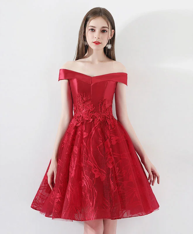 prom dresses for curve-hugging figuresBurgundy Lace Tulle Short Prom Dress, Burgundy Homecoming Dress