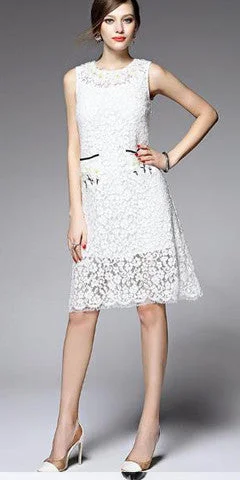 Sleeveless Dress Flower GirlSleeveless Emb. Lace Dress in White