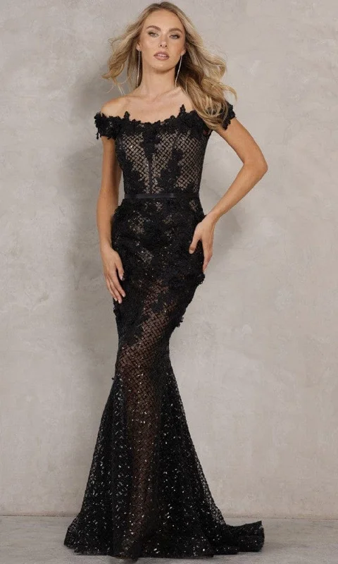 Formal Dress Alterations Near MeTerani Couture - 2111P4024 Applique Lattice Gown