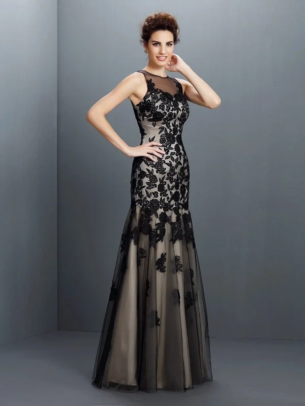 maxi dresses with cinched waistsA-Line/Princess Bateau Applique Sleeveless Long Satin Dresses