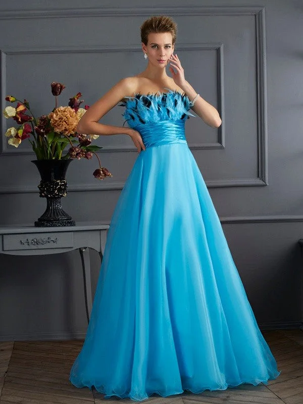 maxi dresses for warm weatherA-Line/Princess Strapless Sleeveless Long Organza Dresses