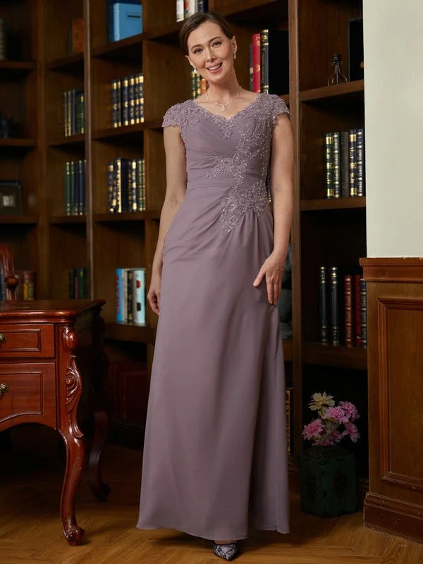 sustainable wedding dressesMother of the Bride Dresses Sheath/Column Chiffon Lace V neck Short Sleeves Floor-Length